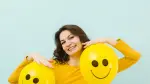La felicidad es una práctica cotidiana que equilibra la mente, el cuerpo y las decisiones: una construcción emocional y social que puede aprenderse y medirse.