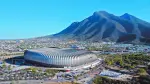 Hacia el 2050, nueve de cada 10 estadios podrían enfrentar condiciones de calor extremo que pondrían en riesgo la seguridad de jugadores y aficionados, además de comprometer la operación de los partidos

Para más información del tema, visita: 
https://www.eleconomista.com.mx/econohabitat/cambio-climatico-pone-riesgo-operacion-estadios-rumbo-mundial-20260515-813683.html 

¡Síguenos en nuestras redes sociales para mantenerte informado! 

Twitter: https://twitter.com/eleconomista 
Facebook: https://www.facebook.com/ElEconomista.mx 
Instagram: https://www.instagram.com/eleconomistamx 
LinkedIn: https://www.linkedin.com/company/el-economista/ 

#ElEconomista #EETV #Econohabitat