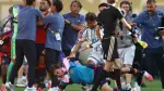 La Comisión Disciplinaria de la FIFA sancionó a la Asociación de Fútbol de Argentina (AFA) con una multa de 321.000 dólares, por el comportamiento de los jugadores de su selección, que enarbolaron un lienzo por la disputa de las islas Malvinas tras el triunfo sobre Inglaterra en el pasado Mundial de Fútbol.