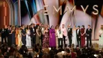 Scott Gemmill recibió e premio a la mejor serie dramática por "The Pitt" durante la 78.ª edición de los premios Primetime Emmy en Los Ángeles, California.