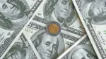 El peso avanza respaldado por la caída de los precios del petróleo, a la espera de la decisión de política monetaria del Banxico más adelante en la semana.