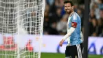 Lionel Messi lamenta una jugada desaprovechada durante el partido amistoso internacional entre Argentina y Benín en el estadio Más Monumental.