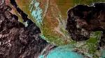 El huracán Vance de categoría 2 en la escala Saffir-Simpson continúa con su avance.