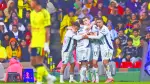 Oussama Idrissi, jugador del Pachuca, celebra con sus compañeros tras marcar el segundo gol ante el América en el Estadio Azteca, Ciudad de México. Foto: Reuters.