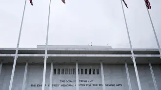 El Kennedy Center fue rebautizado para agregar el nombre del presidente Donald Trump a mediados de diciembre.