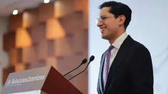 El secretario de Relaciones Exteriores (SRE), Roberto Velasco.