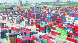 MEXICO 1 DE AGOSTO DE 2013, EN LA TERMINAL PORTUARIA DE CONTENEDORES EN LAZARO CARDENAS, MICHOACAN.  EN EL PACIFICO MEXICANO.-HSS