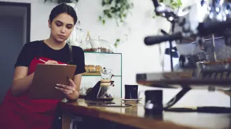 La disminución de emprendedoras puede deberse a la dificultada de mantener un equilibrio entre el trabajo y las responsabilidades familiares.