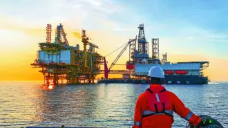 Al cabo de su reunión del jueves, la Organización de Países Exportadores de Petróleo (OPEP) y sus aliados en la OPEP+ decidieron aplazar hasta abril el aumento de sus cuotas de producción.

Para más información del tema, visita: https://www.eleconomista.com.mx/mercados/precios-petroleo-wti-y-brent-cierran-baja-decision-opep-20241205-737123.html 

¡Síguenos en nuestras redes sociales para mantenerte informado!

Twitter: https://twitter.com/eleconomista 
Facebook: https://www.facebook.com/ElEconomista.mx
Instagram: https://www.instagram.com/eleconomistamx
LinkedIn: https://www.linkedin.com/company/el-economista/

#ElEconomista #EETV