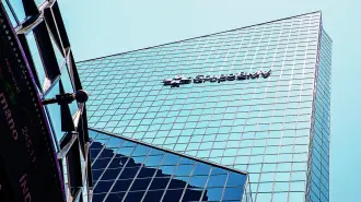 Los índices locales avanzaron en una sesión de pocos negocios debido a que Wall Street permaneció cerrado, en luto por la muerte del expresidente Jimmy Carter. 
 
Para más información del tema, visita: https://www.eleconomista.com.mx/mercados/bolsa-mexicana-avanza-jornada-volumen-reducido-20250109-741288.html 
Twitter: https://twitter.com/eleconomista 
Sitio web: https://www.eleconomista.com.mx/ 
Facebook: https://www.facebook.com/ElEconomista.mx 

#ElEconomista #CapitalHumano #EETV