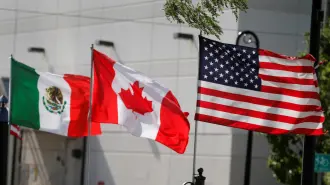 Canadá y México deberían intensificar esta semana sus esfuerzos para evitar los aranceles del 25% sobre sus exportaciones a Estados Unidos en conversaciones para persuadir al Gobierno del presidente Donald Trump de que sus medidas para aumentar la seguridad fronteriza y frenar el tráfico de fentanilo están funcionando antes del plazo del 4 de marzo.

Para más información del tema, visita: https://www.eleconomista.com.mx/empresas/canada-mexico-intensificaran-semana-platicas-sobre-fentanilo-frontera-evitar-aranceles-20250224-747656.html

¡Síguenos en nuestras redes sociales para mantenerte informado!

Twitter: https://twitter.com/eleconomista 
Facebook: https://www.facebook.com/ElEconomista.mx
Instagram: https://www.instagram.com/eleconomistamx
LinkedIn: https://www.linkedin.com/company/el-economista/

#ElEconomista #EETV