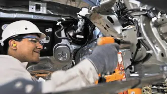 México registró un superávit en su comercio automotriz con Estados Unidos de 137,813 millones de dólares en 2024.

Para más información del tema, visita: https://www.eleconomista.com.mx/empresas/exportaciones-autos-canada-mexico-estados-unidos-pagaran-menor-arancel-20250326-752199.html

¡Síguenos en nuestras redes sociales para mantenerte informado!

Twitter: https://twitter.com/eleconomista 
Facebook: https://www.facebook.com/ElEconomista.mx
Instagram: https://www.instagram.com/eleconomistamx
LinkedIn: https://www.linkedin.com/company/el-economista/

#ElEconomista #EETV