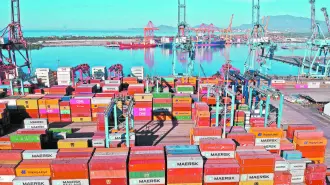 El valor de las exportaciones fue de 55,527.3 millones de dólares. Al mismo tiempo se un superávit en su balanza comercial de mercancías de 3,442.5 millones de dólares.

Para más información del tema, visita: https://www.eleconomista.com.mx/empresas/exportaciones-mexico-crecieron-9-6-marzo-sobreponiendose-aranceles-20250428-756701.html 

¡Síguenos en nuestras redes sociales para mantenerte informado!

Twitter: https://twitter.com/eleconomista 
Facebook: https://www.facebook.com/ElEconomista.mx
Instagram: https://www.instagram.com/eleconomistamx
LinkedIn: https://www.linkedin.com/company/el-economista/

#ElEconomista #EETV