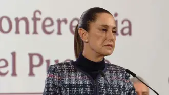 La presidenta Claudia Sheinbaum se posicionó la mañana de este jueves sobre las sanciones impuestas por el Departamento del Tesoro de Estados Unidos en la víspera a dos bancos mexicanos y una casa de Bolsa, “lo que decidimos con la Secretaría de Hacienda, número uno, fue solicitar más información”.

Para más información del tema, visita: https://www.eleconomista.com.mx/politica/sheinbaum-sobre-senalamientos-eu-vs-cibanco-intercam-vector-pruebas-actuar-20250626-765420.html

¡Síguenos en nuestras redes sociales para mantenerte informado!

Twitter: https://twitter.com/eleconomista 
Facebook: https://www.facebook.com/ElEconomista.mx
Instagram: https://www.instagram.com/eleconomistamx
LinkedIn: https://www.linkedin.com/company/el-economista/

#ElEconomista #EETV