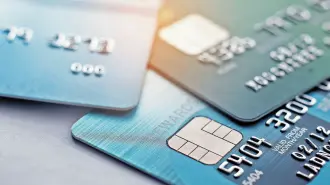 La Cofece detectó que 21 bancos e instituciones financieras que operan en México son probables responsables de fijar comisiones relacionadas con el pago diferido de tarjetas de crédito, según un documento elaborado por el organismo al que tuvo acceso Reuters.