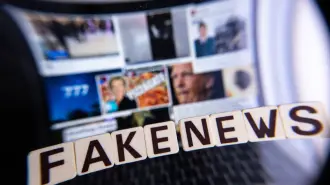 Las redes sociales y apps de mensajería son las principales vías de difusión de fake news en América Latina, con México y Perú entre los países más vulnerables.

Para más información del tema, visita: https://www.eleconomista.com.mx/tecnologia/tercio-mexicanos-reconocer-noticia-falsa-20250728-770127.html

¡Síguenos en nuestras redes sociales para mantenerte informado!

Twitter: https://twitter.com/eleconomista 
Facebook: https://www.facebook.com/ElEconomista.mx
Instagram: https://www.instagram.com/eleconomistamx
LinkedIn: https://www.linkedin.com/company/el-economista/

#ElEconomista #EETV