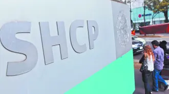 El Proyecto de Presupuesto de Egresos de la Federación 2026 garantiza derechos y servicios públicos para la población, además de asegurar recursos para la inversión pública, aseguró Bertha Gómez Castro, subsecretaria de Egresos de la Secretaría de Hacienda a legisladores.

Para más información del tema, visita: https://www.eleconomista.com.mx/economia/shcp-asegura-presupuesto-2026-garantiza-derechos-servicios-publicos-pese-criticas-oposicion-20251022-782971.html

¡Síguenos en nuestras redes sociales para mantenerte informado!

Twitter: https://twitter.com/eleconomista 
Facebook: https://www.facebook.com/ElEconomista.mx
Instagram: https://www.instagram.com/eleconomistamx
LinkedIn: https://www.linkedin.com/company/el-economista/

#ElEconomista #EETV