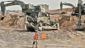 De forma mensual el indicador se retrajo 2.7%, con lo que tuvo su mayor tropiezo desde diciembre pasado; la inversión pública sigue siendo la peor comportada.

Para más información del tema, visita: https://www.eleconomista.com.mx/empresas/inversion-fija-cayo-8-9-anual-agosto-profundizo-descenso-e-hilo-12-meses-baja-20251105-785142.html

¡Síguenos en nuestras redes sociales para mantenerte informado!

Twitter: https://twitter.com/eleconomista 
Facebook: https://www.facebook.com/ElEconomista.mx
Instagram: https://www.instagram.com/eleconomistamx
LinkedIn: https://www.linkedin.com/company/el-economista/

#ElEconomista #InversiónFija #economía