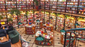 Entre los lectores en México se observa que el 70% de ellos lee libros, lo que posiciona a este contenido como el más consumido. En la segunda posición se ubican los blogs o foros de internet, consumidos por el 58% de los lectores.

Para más información del tema, visita: https://www.eleconomista.com.mx/arteseideas/8-10-mexicanos-declara-haber-leido-contenido-digital-impreso-molec-20251118-787116.html

¡Síguenos en nuestras redes sociales para mantenerte informado!

Twitter: https://twitter.com/eleconomista 
Facebook: https://www.facebook.com/ElEconomista.mx
Instagram: https://www.instagram.com/eleconomistamx
LinkedIn: https://www.linkedin.com/company/el-economista/

#ElEconomista #EETV