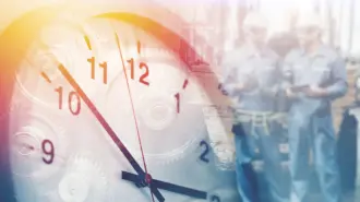 La gradualidad es un elemento seguro en la reforma, fuentes indican que se analiza integrar un promedio de horas de trabajo al mes que otorguen flexibilidad en la jornada laboral.