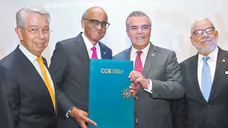 Descripción automática