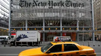 El gobierno de Trump endureció su política para restringir el acceso de los periodistas a la información del Pentágono.

Para más información del tema, visita: https://www.eleconomista.com.mx/internacionales/the-new-york-times-demando-pentagono-violar-derecho-informacion-20251204-789668.html

¡Síguenos en nuestras redes sociales para mantenerte informado!

Twitter: https://twitter.com/eleconomista 
Facebook: https://www.facebook.com/ElEconomista.mx
Instagram: https://www.instagram.com/eleconomistamx
LinkedIn: https://www.linkedin.com/company/el-economista/

#ElEconomista #TheNewYorkTimes #Pentágono