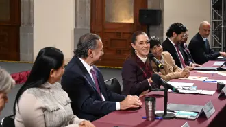 Claudia Sheinbaum encabezó la sesión de la Asamblea General del Infonavit