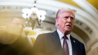 El presidente de Estados Unidos, Donald Trump, dijo ‍que mantiene sobre la mesa la posibilidad de una guerra con Venezuela, según una entrevista ‍con NBC News hecha pública este viernes.

Para más información del tema, visita: https://www.eleconomista.com.mx/internacionales/trump-asegura-descarta-guerra-venezuela-20251219-792055.html

¡Síguenos en nuestras redes sociales para mantenerte informado!

Twitter: https://twitter.com/eleconomista
Facebook: https://www.facebook.com/ElEconomista.mx
Instagram: https://www.instagram.com/eleconomistamx
LinkedIn: https://www.linkedin.com/company/el-economista/

#ElEconomista #EETV