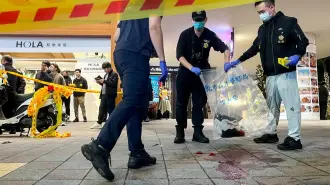 Al menos tres personas murieron y cinco resultaron heridas en varios ataques el viernes en el metro de Taipéi, informó a AFP el responsable de los bomberos de la capital taiwanesa, quien precisó que el sospechoso también había fallecido.

¡Síguenos en nuestras redes sociales para mantenerte informado!

Twitter: https://twitter.com/eleconomista 
Facebook: https://www.facebook.com/ElEconomista.mx
Instagram: https://www.instagram.com/eleconomistamx
LinkedIn: https://www.linkedin.com/company/el-economista/
T

#ElEconomista #EETV
