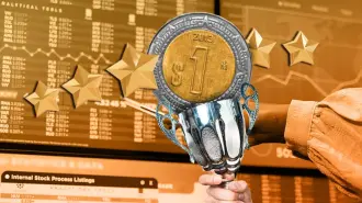 Con el debilitamiento del dólar como factor principal, el peso mexicano terminó su mejor año desde que comenzó el régimen de libre flotación.

Para más información del tema, visita: https://www.eleconomista.com.mx/mercados/precio-dolar-hoy-31-diciembre-2025-cuanto-cerro-20251231-793411.html

¡Síguenos en nuestras redes sociales para mantenerte informado!

Twitter: https://twitter.com/eleconomista 
Facebook: https://www.facebook.com/ElEconomista.mx
Instagram: https://www.instagram.com/eleconomistamx
LinkedIn: https://www.linkedin.com/company/el-economista/
T

#ElEconomista #EETV