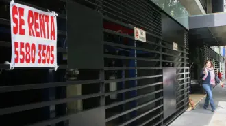 Especialistas aconsejan buscar un acuerdo amigable con en el arrendador. Si no consenso, buscar un dialogo de cooperación a través de Justicia Alternativa y, como última instancia, proceder a demandar. 

Para más información del tema, visita: https://www.eleconomista.com.mx/finanzaspersonales/rentas-casa-te-devuelven-deposito-asi-puedes-recuperar-tienes-adeudos-pagar-20260105-790664.html

¡Síguenos en nuestras redes sociales para mantenerte informado!

Twitter: https://twitter.com/eleconomista 
Facebook: https://www.facebook.com/ElEconomista.mx
Instagram: https://www.instagram.com/eleconomistamx
LinkedIn: https://www.linkedin.com/company/el-economista/

#ElEconomista #EETV