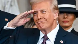 En una carta enviada al secretario de Estado, Marco Rubio, instan al gobierno de ese país a no emprender acciones unilaterales que puedan violar la soberanía de México, aumentar el flujo migratorio, interrumpir negocios entre ambas naciones o socavar los avances en seguridad.

Para más información del tema, visita: https://www.eleconomista.com.mx/politica/congresistas-eu-piden-trump-emprender-acciones-militares-mexico-20260109-794603.html

¡Síguenos en nuestras redes sociales para mantenerte informado!

Twitter: https://twitter.com/eleconomista 
Facebook: https://www.facebook.com/ElEconomista.mx
Instagram: https://www.instagram.com/eleconomistamx
LinkedIn: https://www.linkedin.com/company/el-economista/

#ElEconomista #EETV