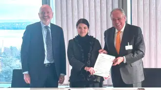 El presidente del CRT y la directora Divisional de Promoción y Servicios de Información Tecnológica en el IMPI, Dorilita Mora Jurado, firmaron una carta de intención para formalizar el interés del CRT para integrarse a la Red de Centros de Apoyo a la Tecnología y la Innovación.