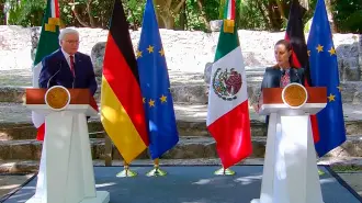 El presidente de alemania, Frank-Walter Steinmeier y la presidenta de México, Claudia Sheinbaum, ofrecieron una conferencia de prensa tras su reunión en el Museo Maya, en Cancún, Quintana Roo.