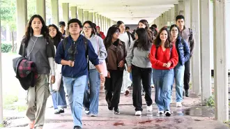 jóvenes, mexicanos, universitarios