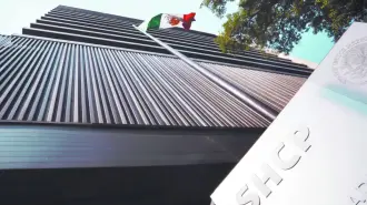 En su informe trimestral, Hacienda ajustó al alza ⁠también el precio promedio de la ⁠cesta petrolera de ⁠exportación a ‌77.3 dólares por barril (dpb) desde los 54.9 dpb ⁠del presupuesto de este año. Sin embargo, estimó menores ingresos ​presupuestales, de 59,000 millones de ‌pesos, este año por menores ingresos petroleros.

¡Síguenos en nuestras redes sociales para mantenerte informado!