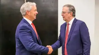 Los aranceles de la Sección 232 influyeron en la reducción interanual de 36.6% de las exportaciones de acero de México a Estados Unidos en 2025, a 2,238 millones de dólares.

Para más información del tema, visita: https://www.eleconomista.com.mx/empresas/aranceles-50-acero-aluminio-son-insostenibles-ebrard-20260527-815653.html

¡Síguenos en nuestras redes sociales para mantenerte informado!

#ElEconomista #Aranceles #T-MEC