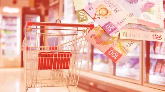 La confianza del consumidor en México volvió a retroceder en mayo pasado, ante el deterioro de las perspectivas sobre la economía del país en los siguientes meses, de acuerdo con la información divulgada por el Inegi.