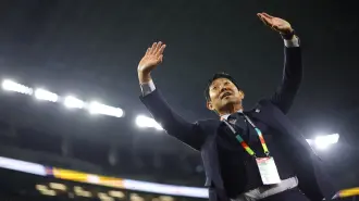 El entrenador de Japón, Hajime Moriyasu, celebrando victoria de su equipo.