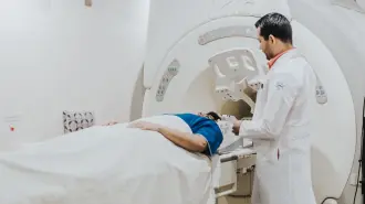 La antigüedad en los seguros de gastos médicos mayores es un factor importante al cubrir enfermedades.