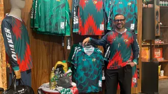 Anuar Layon, diseñador.