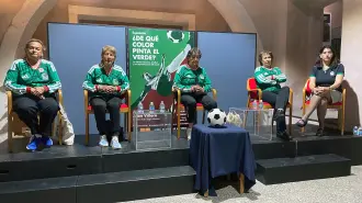 Las pioneras del 71 en El Colegio Nacional.
