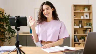 La creación de contenido se ha posicionado como uno de los trabajos más buscados a nivel global. En la mayoría de las economías de Latinoamérica, incluyendo México, ocupa la primera posición en búsquedas.