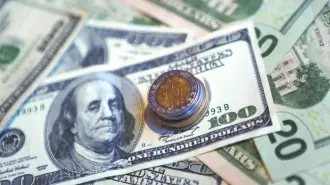 El peso pierde terreno tras una escalada de la guerra en Oriente Medio, mientras los operadores se preparan para el anuncio de política monetaria de la Fed.

Para más información del tema, visita: https://www.eleconomista.com.mx/mercados/precio-dolar-hoy-29-julio-2026-cuanto-cotiza-20260729-825605.html

Twitter: https://twitter.com/eleconomista 
Sitio web: https://www.eleconomista.com.mx/ 
Facebook: https://www.facebook.com/ElEconomista.mx 
Instagram: https://www.instagram.com/eleconomistamx 

#ElEconomista #EETV #Mercados