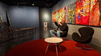 El artista presenta su obra en el Seminario de Cultura Mexicana.