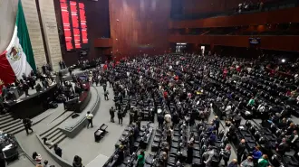 Durante julio, el Congreso mantuvo activa la agenda laboral con propuestas para elevar el aguinaldo, fortalecer el empleo juvenil, prevenir el edadismo y proteger el descanso. También avanzó la discusión sobre horarios previsibles y mejores prácticas en las relaciones laborales.