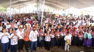 Entrega de apoyos "Por Amor a Puebla".