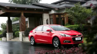 Chevrolet Cruze spec chino