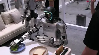La empresa china pionera en robots humanoides Unitree, cuyos aparatos capaces de dar volteretas cautivaron al mundo este año, se disparó el miércoles más de un 600% en su esperado debut bursátil, una muestra más de la pujanza de esta industria en el país asiático.

Twitter: https://twitter.com/eleconomista 
Sitio web: https://www.eleconomista.com.mx/ 
Facebook: https://www.facebook.com/ElEconomista.mx 
Instagram: https://www.instagram.com/eleconomistamx 

#ElEconomista #EETV #AFP
