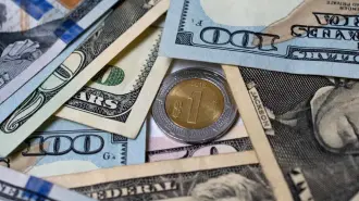 El tipo de cambio alcanzó un máximo de 18.60 unidades no visto en casi un año tras el reporte, que alimentó la expectativa de un aumento en la tasa de la Fed.

Para más información del tema, visita: https://www.eleconomista.com.mx/mercados/precio-dolar-hoy-14-octubre-2026-cuanto-cotiza-20261014-838547.html

¡Síguenos en nuestras redes sociales para mantenerte informado! 

Twitter: https://twitter.com/eleconomista 
Sitio web: https://www.eleconomista.com.mx/ 
Facebook: https://www.facebook.com/ElEconomista.mx 
Instagram: https://www.instagram.com/eleconomistamx 

#ElEconomista #EETV #Mercados